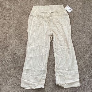 Jessica Simpson Maternity Linen Capris